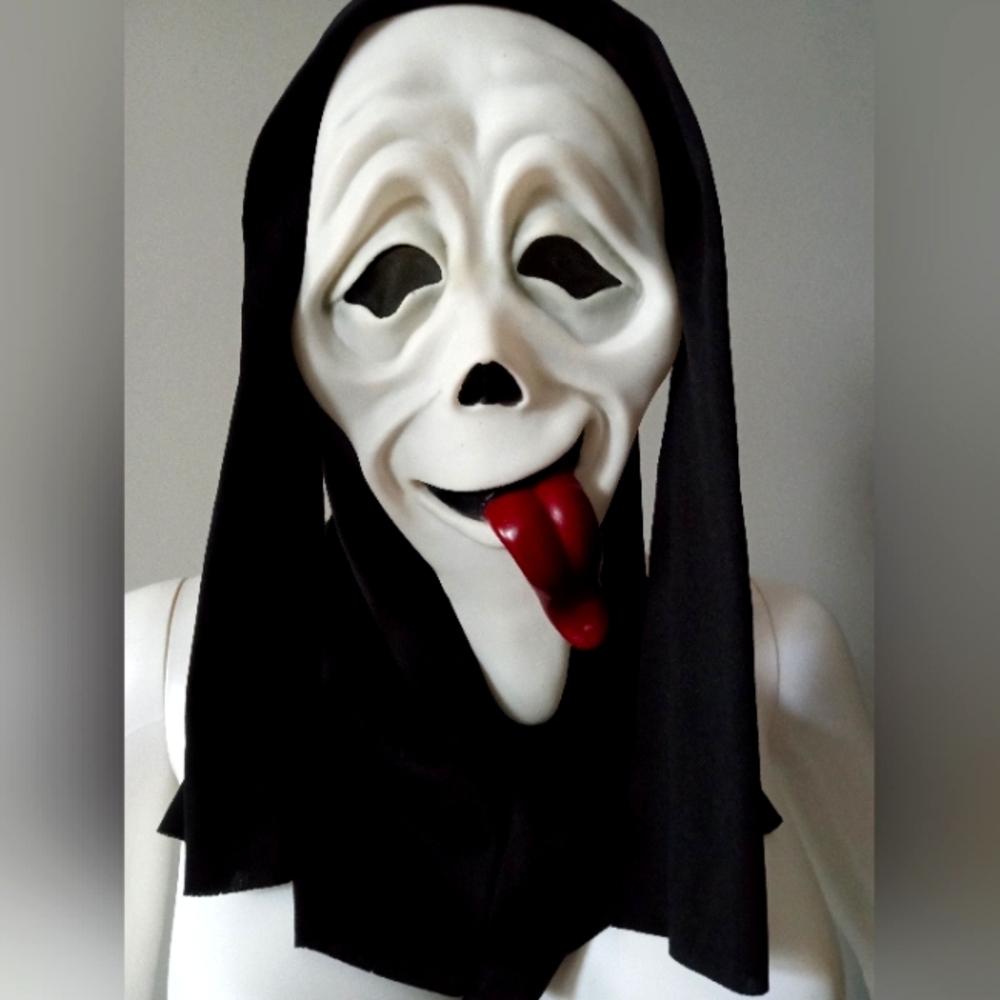 Easter Unlimited Scream/Ghost Mask From scary Movie